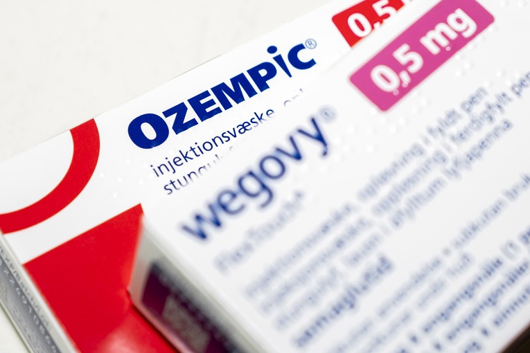 Istraživanje: Gotovo 40% korisnika GLP-1 lijekova prijavilo otpadanje noktiju