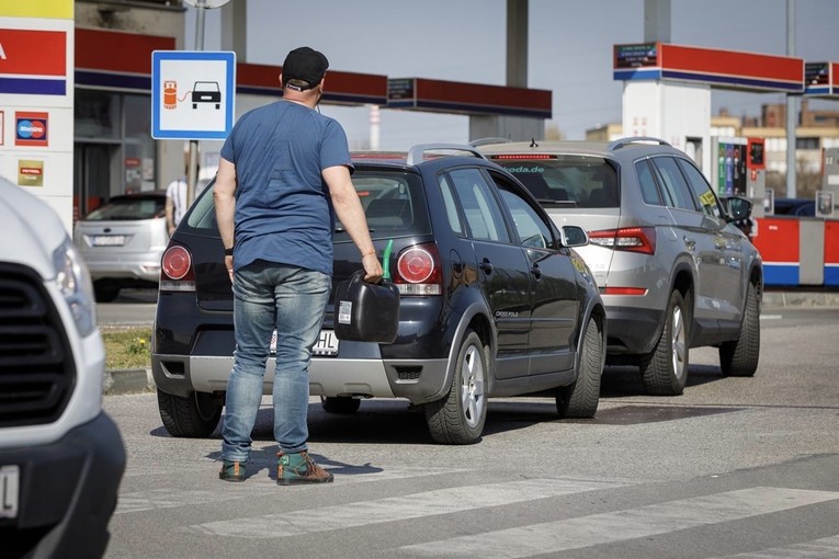 Udruga malih distributera: Vlada nas dovodi u položaj da poslujemo s gubitkom