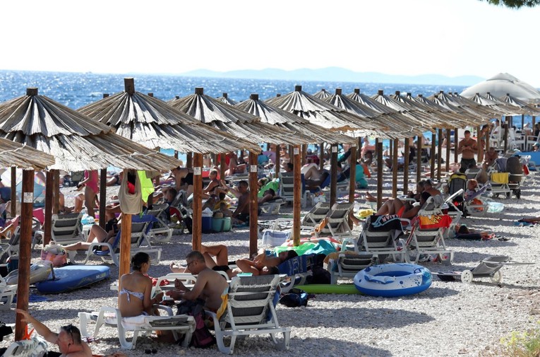 Rovinj krajem svibnja izgleda kao usred sezone, ležaljke se plaćaju i do 100 eura