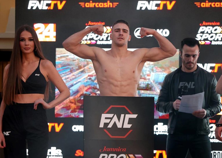 Potvrđena glavna borba FNC-a 28. Vraća se Bojković