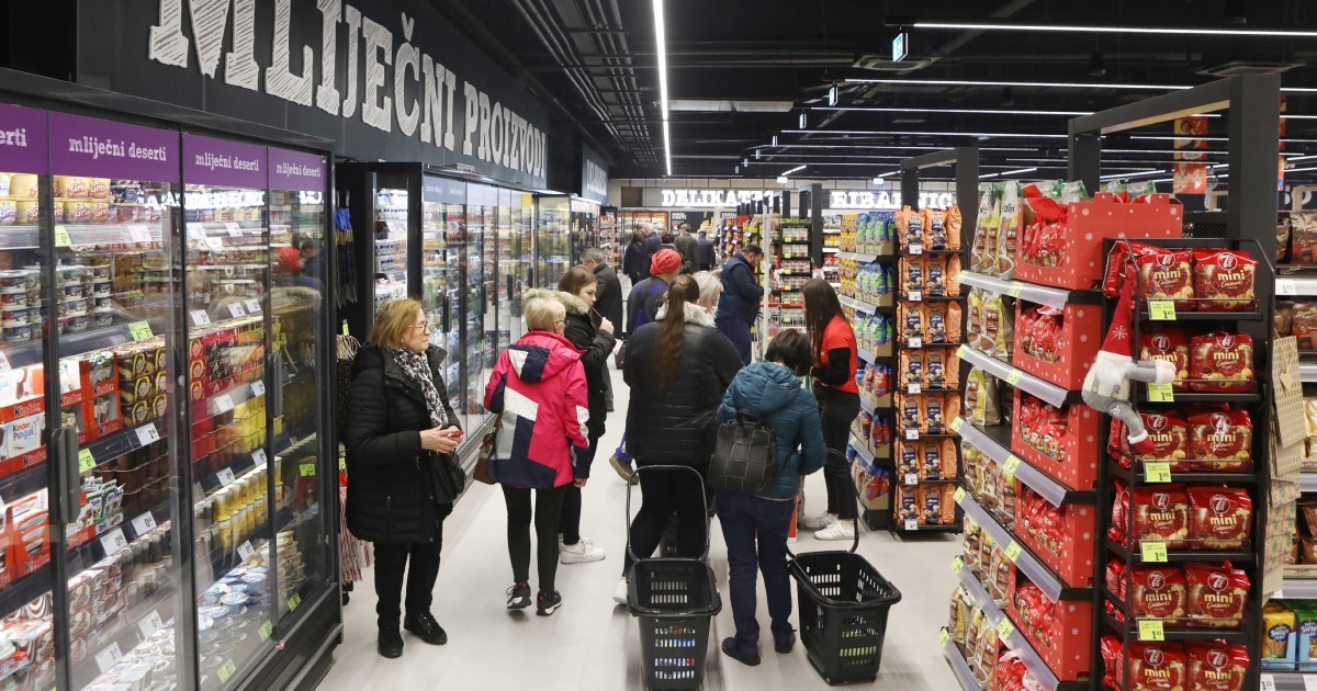 Na zapadu Zagreba otvoren Super Konzum s elektronskim cijenama