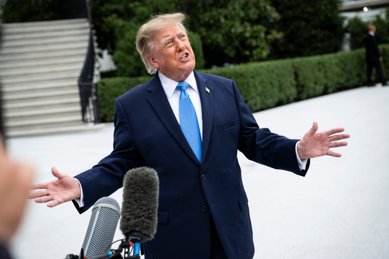BBC: Zašto je Trump naprasno proglasio primirje? U panici je zbog cijena goriva