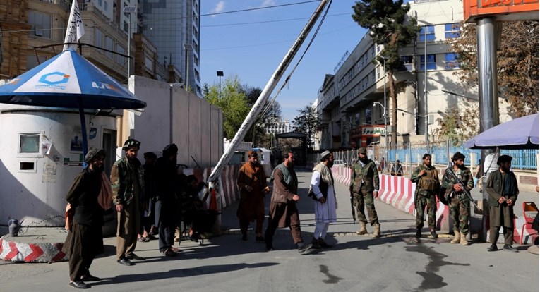 Samoubilački napad u Kabulu kod zgrade ministarstva, poginulo najmanje šestero ljudi