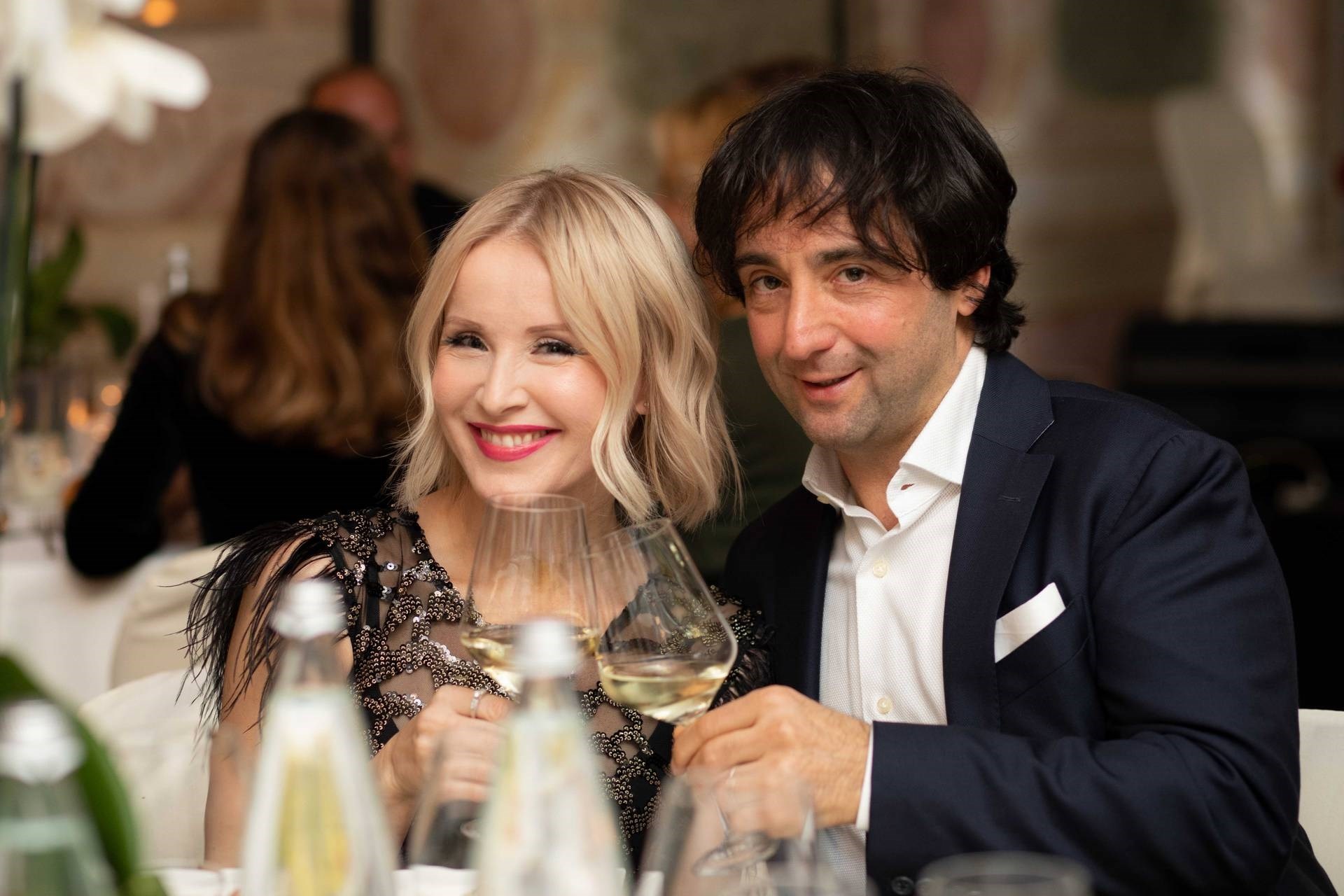 Uočen detalj: Grašin kum istu tortu kao za vjenčanje napravio Danijeli?