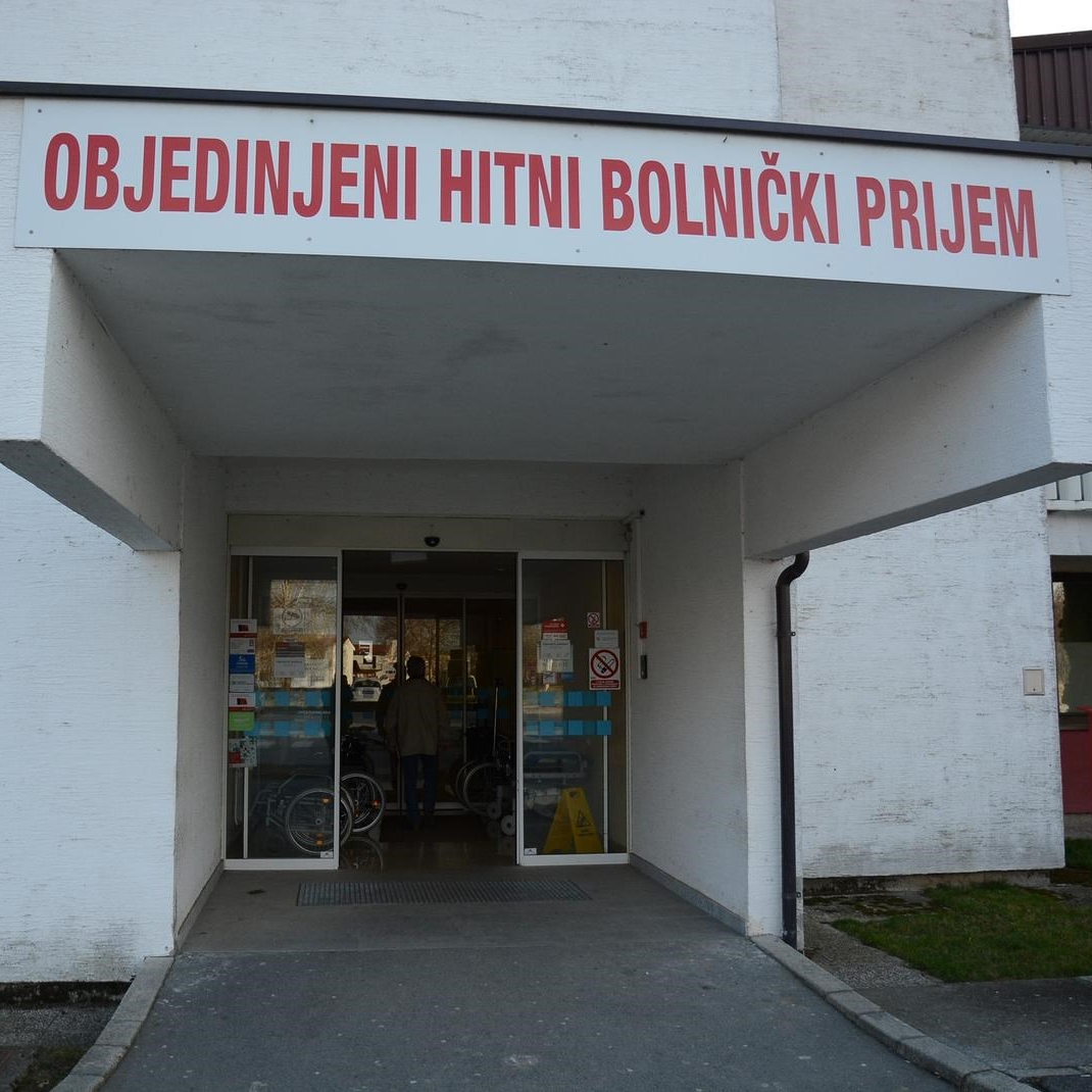 U zagrebačkoj bolnici umro mladić koji je u nedjelju sletio s ceste kod Pakraca