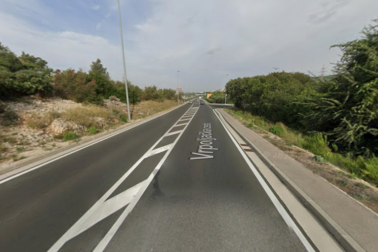 Motorist teško ozlijeđen u prometnoj kod Šibenika