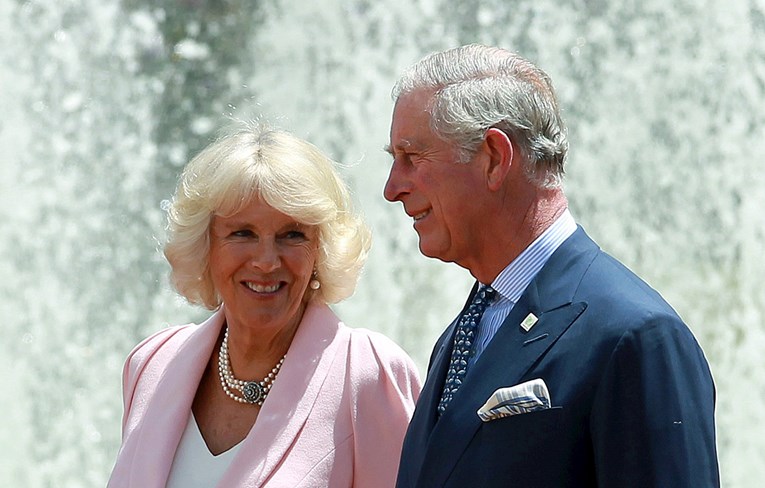 Camilla će večeras u Londonu osobno uručiti prestižnu književnu nagradu