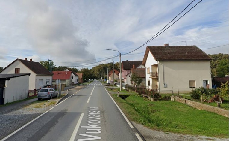 Teška prometna kod Požege. Mladić (21) poginuo na motoru