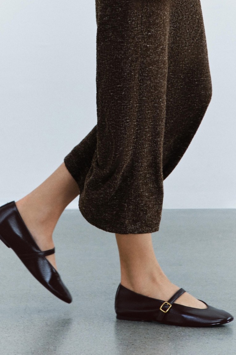 Zara ima novi model popularnih balerinki, dolazi u savršenoj jesenskoj boji