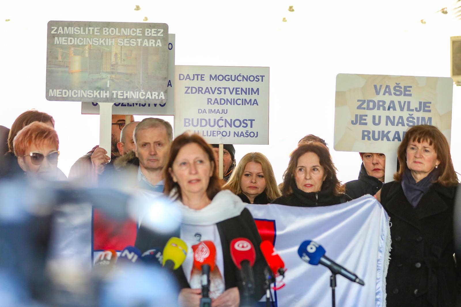 Sad medicinske sestre prijete štrajkom i prosvjedima