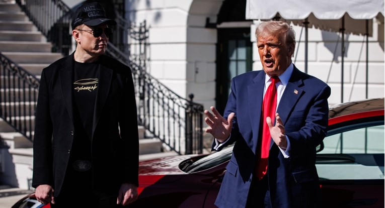 Bijela kuća: Agencije ne trebaju otpustiti ljude koji se bore protiv hakerskih napada