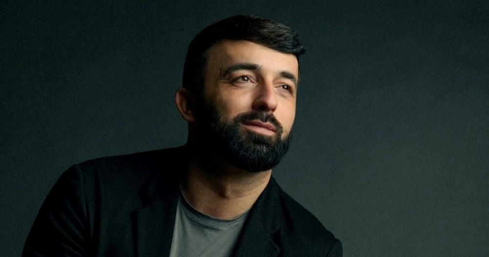 Mladi domaći glazbenik predstavio novu pjesmu: "Govori o teretu uspomena"