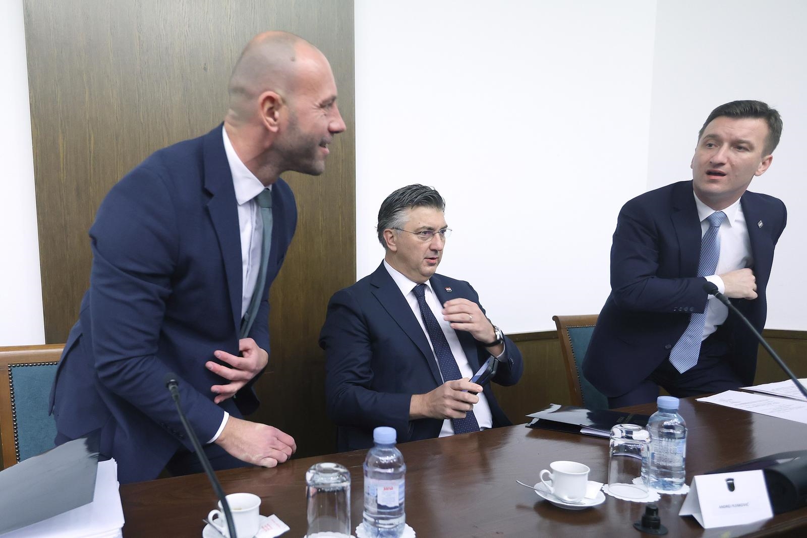 Svađa oporbe s Plenkovićem i HDZ-ovcima na saslušanju Habijana: "Seljačino"