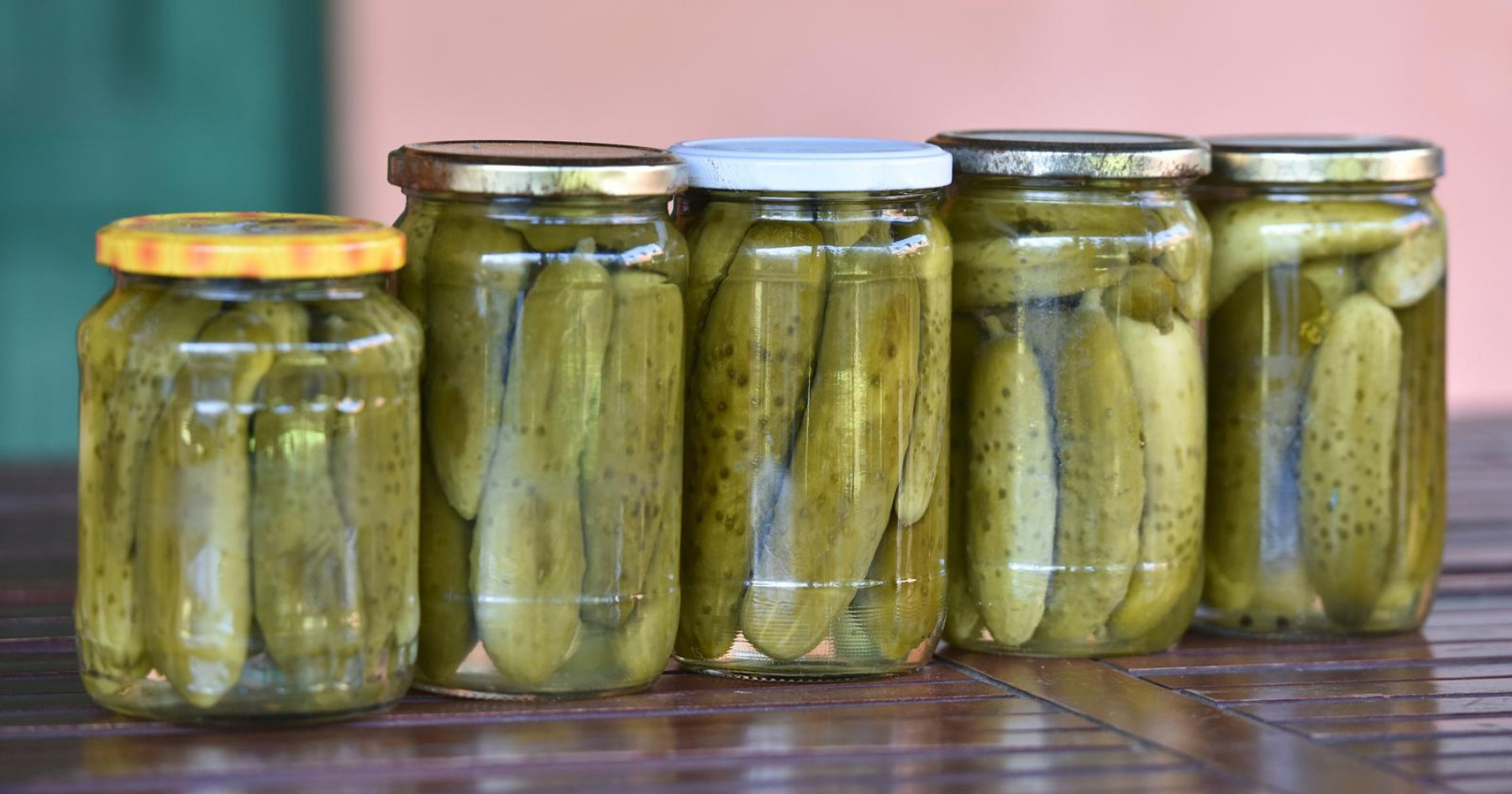 Recept za domaće kisele krastavce, ovako su ih kiselile i naše bake