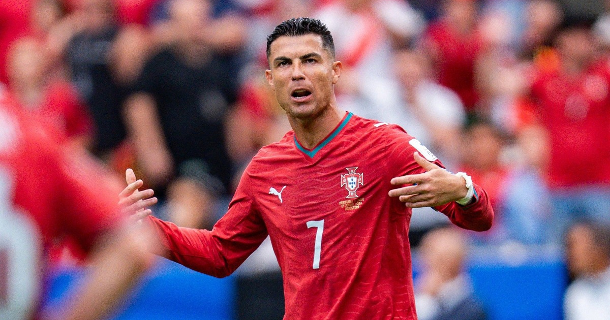 Daily Mail: Suigračima je dosta Ronaldovog durenja i statiranja