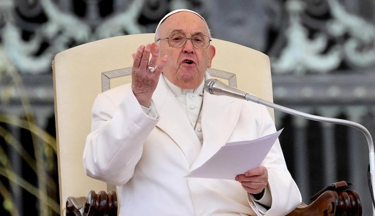 Vatikan u dokumentu napao promjenu spola, surogat majčinstvo, eutanaziju...