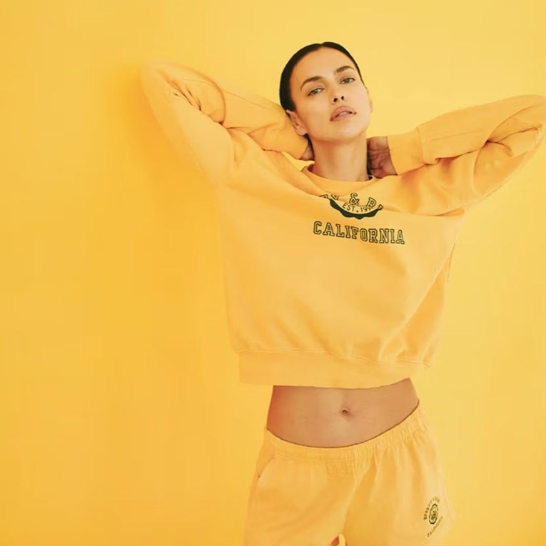 Sportski i profinjeno: Irina Shayk lice je nove kampanje popularnog brenda