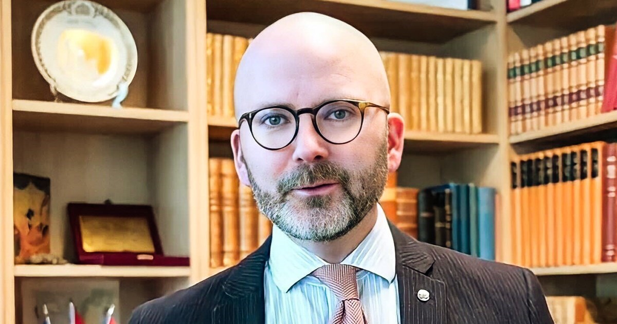 Švedski eurozastupnik: Milanović mora platiti visoku kaznu za svoje ponašanje