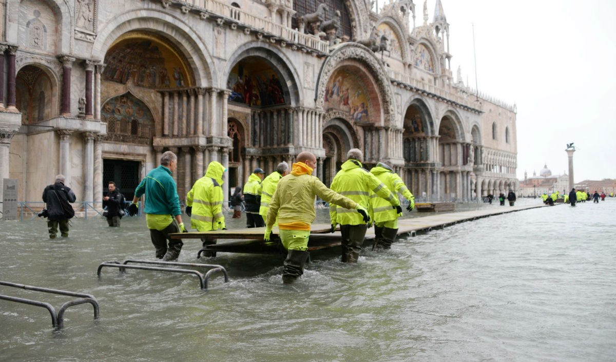 Venecija se oporavlja od strašnih poplava. Problemi u drugim dijelovima Italije