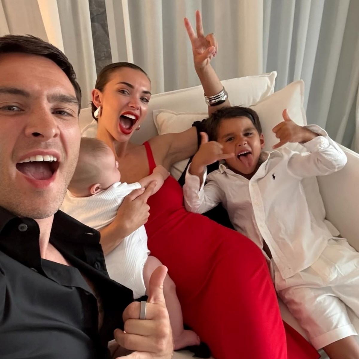 Petogodišnjak postavio mami Amy Jackson pitanje koje bi zbunilo i znanstvenike