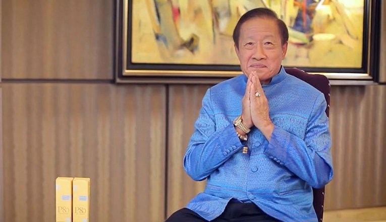 Tajlandski milijarder podmićivao, ilegalno proširio golf-teren. Dobio 24 godine