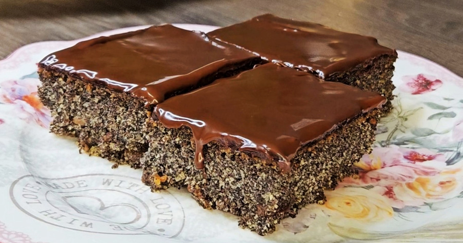 Sočne mak kocke bez brašna. Imamo odličan recept naše čitateljice