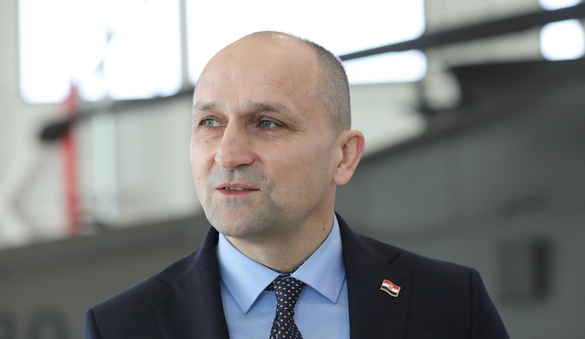 Anušić u Vukovaru: Vukovarski branitelji trebaju biti uzor mladima, ali i svima nama