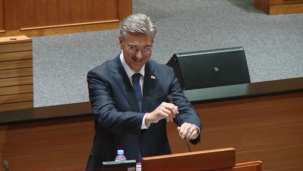 HDZ o provokaciji Mosta: Pogledajte kako je premijer reagirao