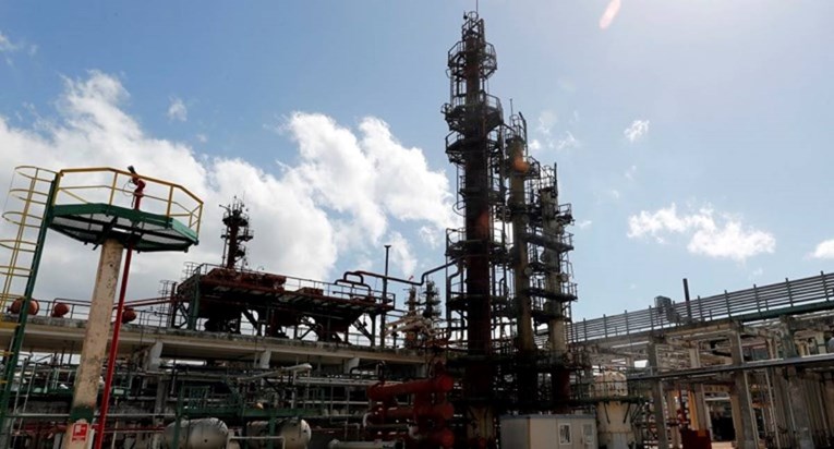 Mađarski ministar: Hrvatska je povećala naknadu za energente, otežava nam nabavu