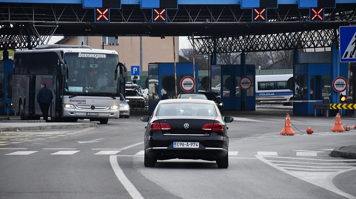 Tko iz BiH i Srbije želi doći u Hrvatsku, od iduće godine morat će platiti 7 eura