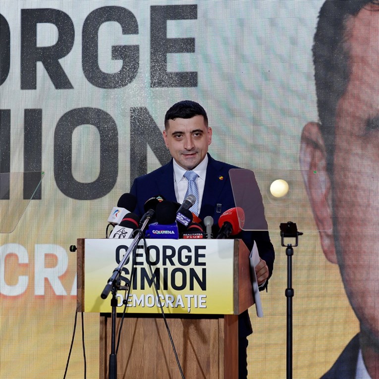 Rumunjska krajnja desnica okuplja se oko jednog kandidata uoči predsjedničkih izbora