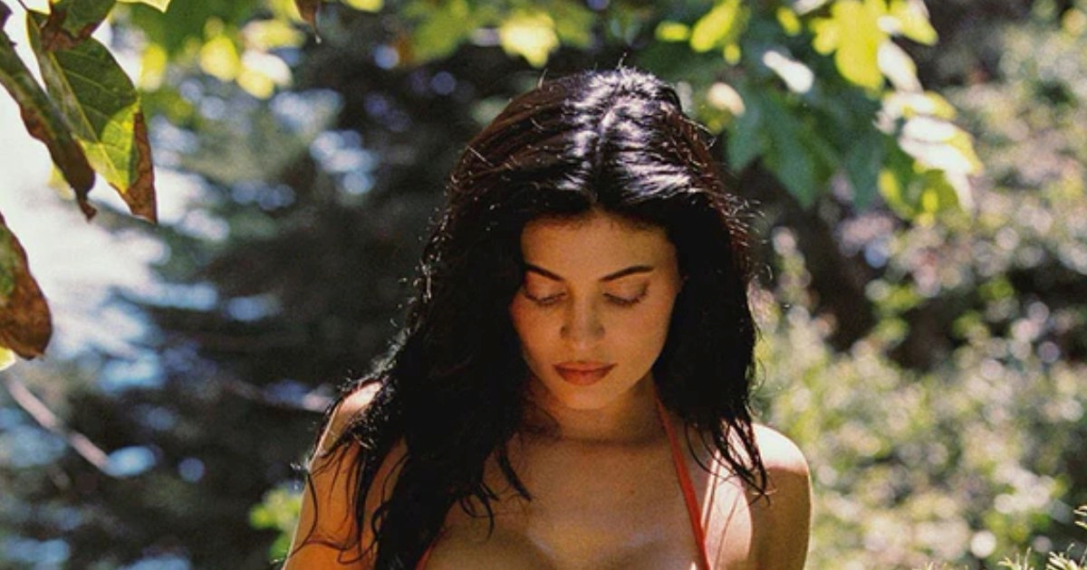 Kylie Jenner lansira kupaće kostime u suradnji s popularnim brendom