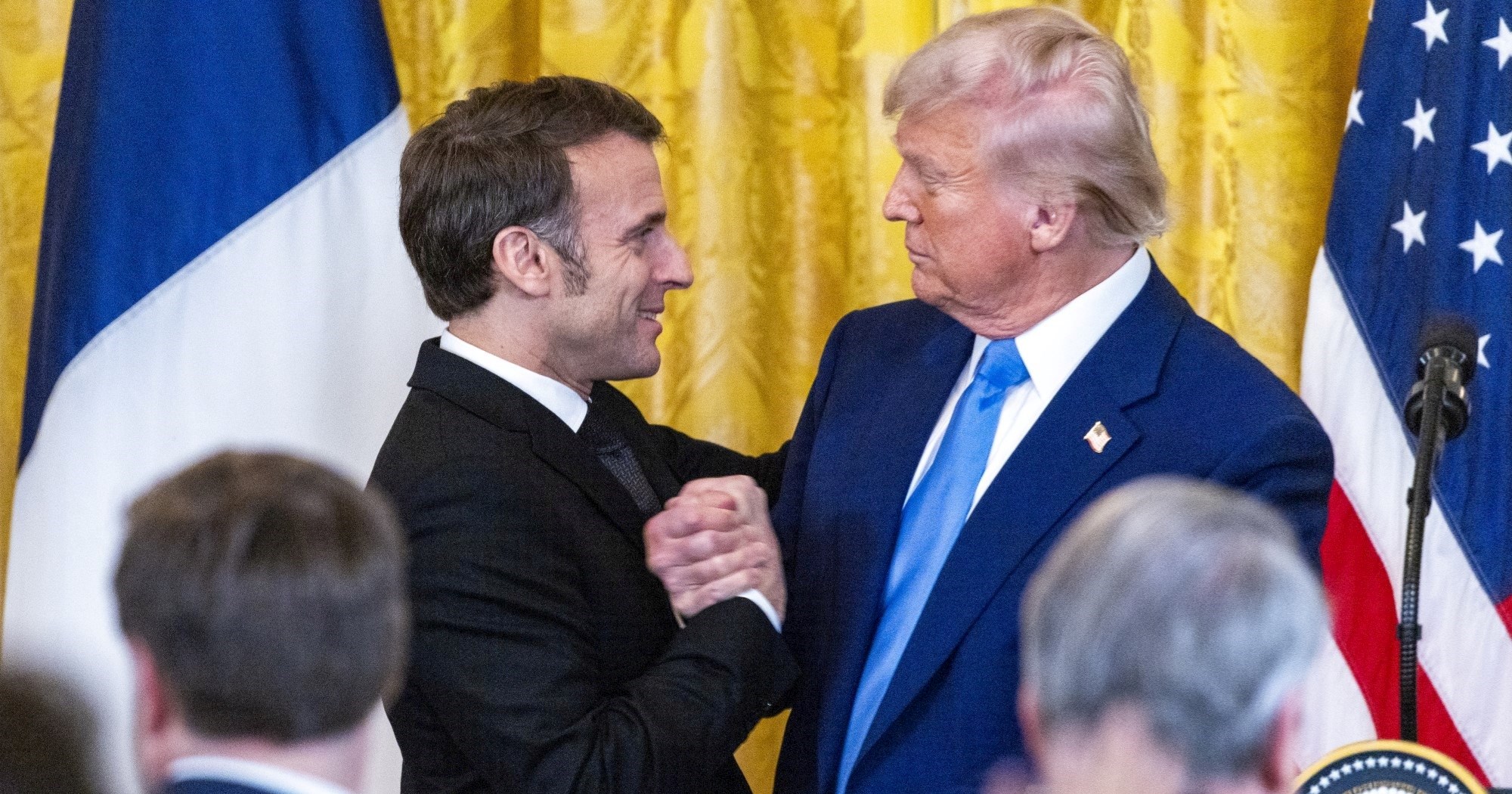 Macron kaže da su Trumpove carine vrsta ucjene