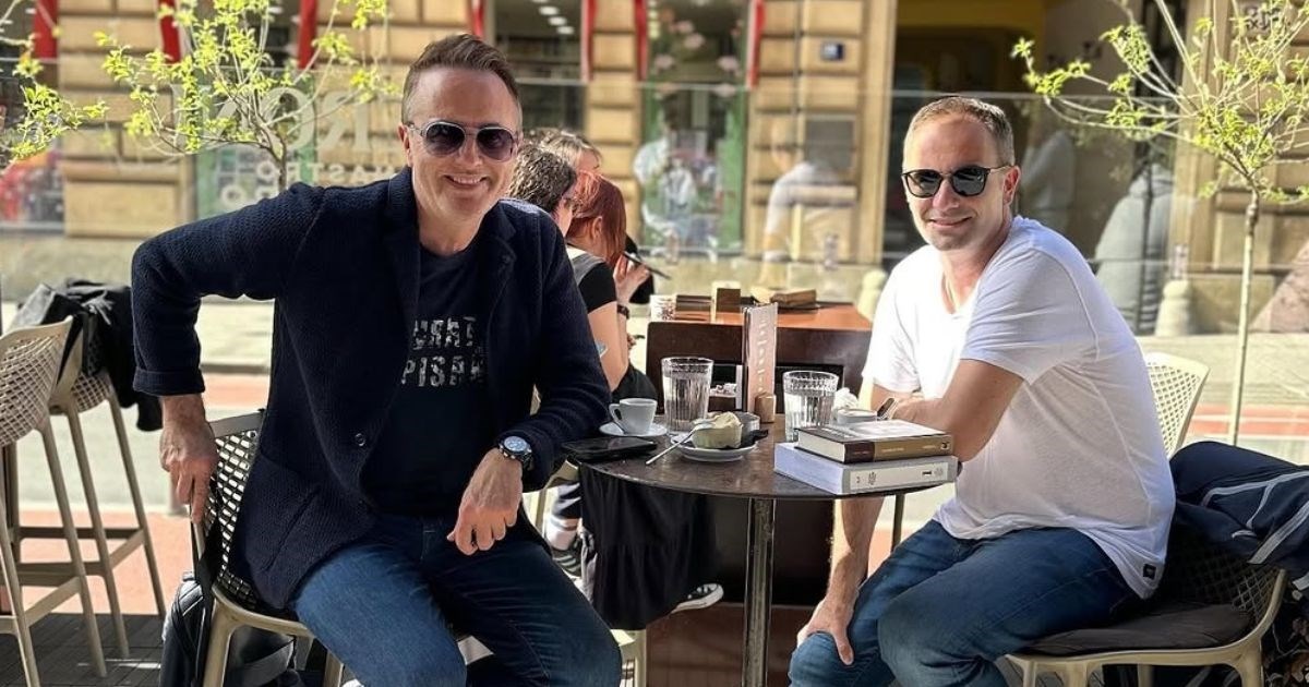 Tarik objavio fotku s Lokasom: "Braća po srcu i kvizovima. To traje već 30 godina"