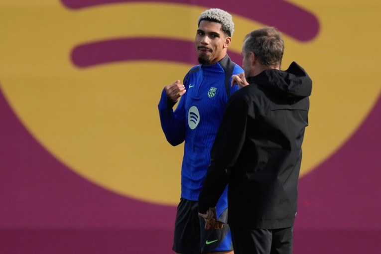 Zvijezda Barce usred sezone hodočasti po Izraelu. U klub se vraća krajem godine