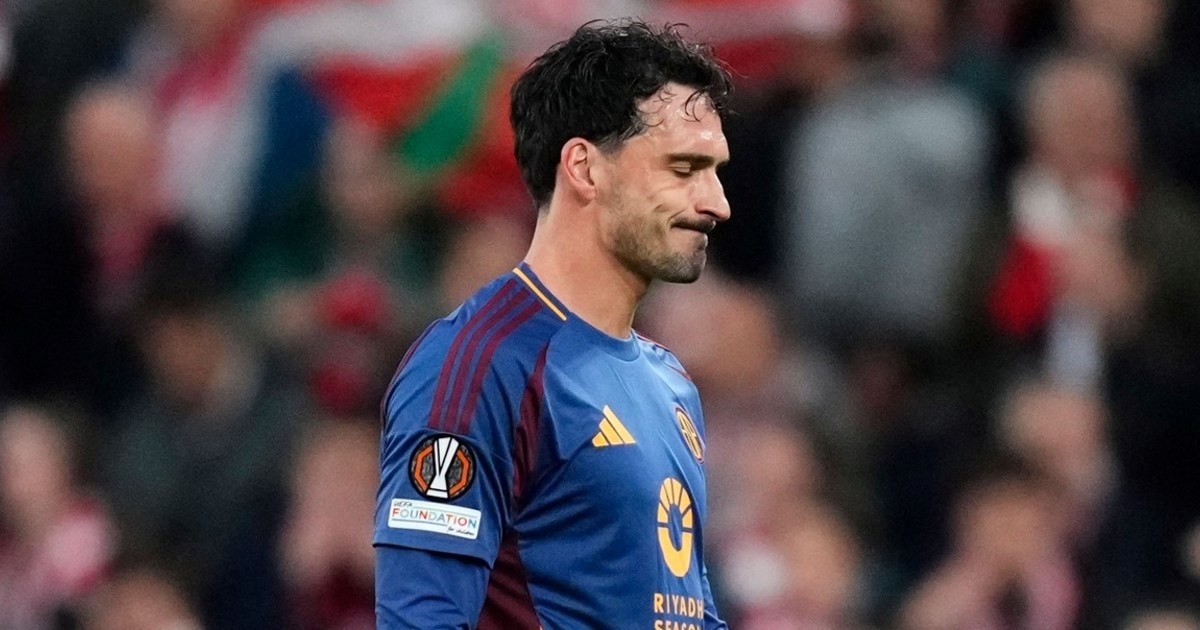 Hummels se ispričao nakon crvenog kartona: Uništio sam san o osvajanju Europa lige
