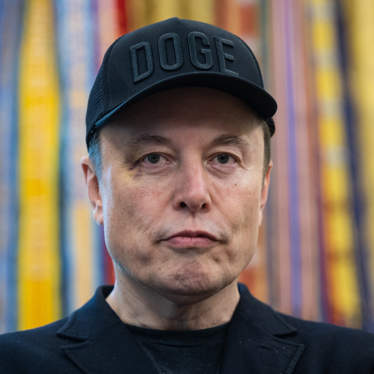 Musk u Ovalnom uredu s plavim okom: "Moj petogodišnji sin me udario u lice"