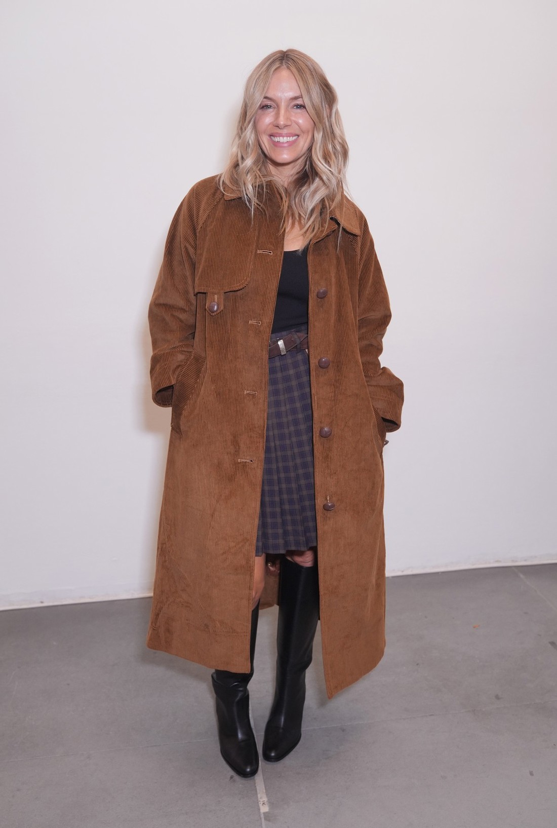 Sienna Miller pokazala je baloner koji ćemo ove jeseni viđati posvuda