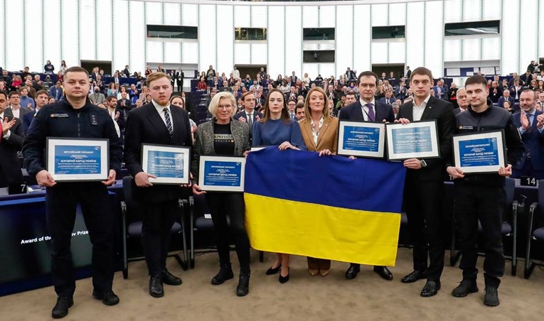 EP uručio nagradu Zelenskom i drugim Ukrajincima, iznos nagrade je 50.000 eura