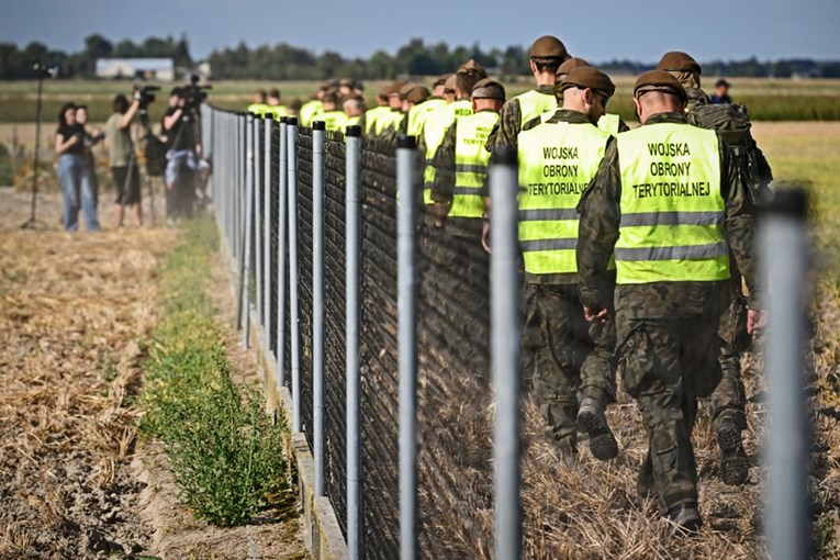 EU povjerenik: Sazivamo razgovore o "zidu protiv dronova"