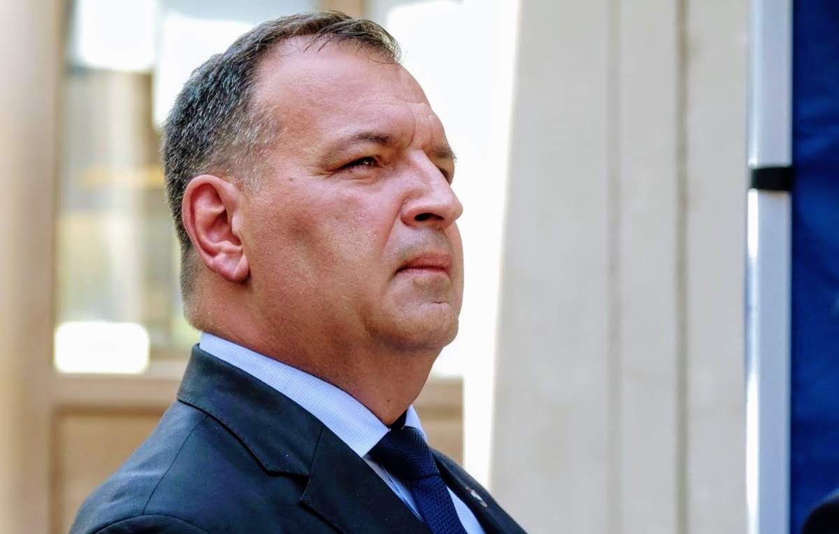 Beroš: Razmišljamo o testovima na granicama