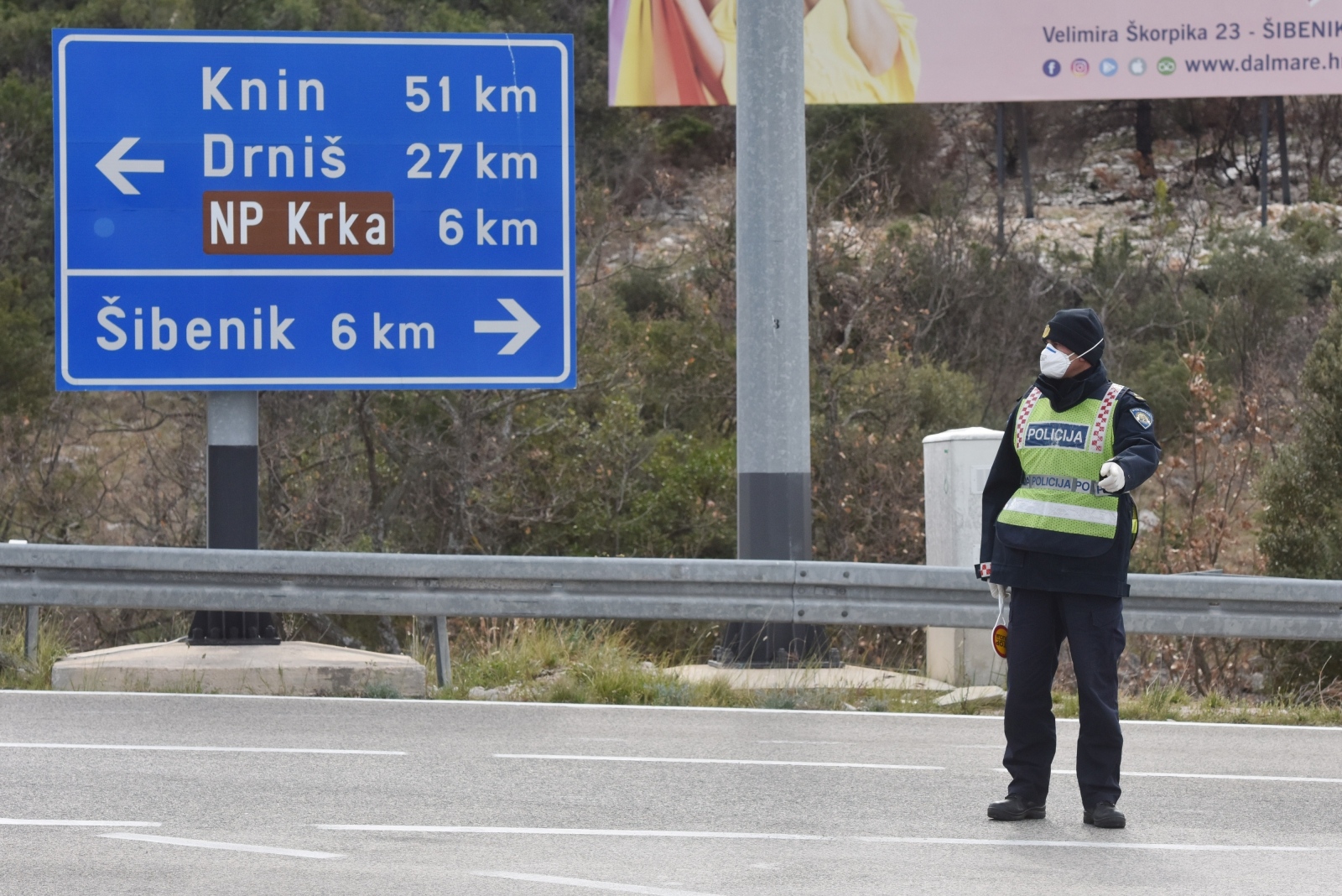 Policija objasnila što će biti s osobama koje budu putovale bez propusnice