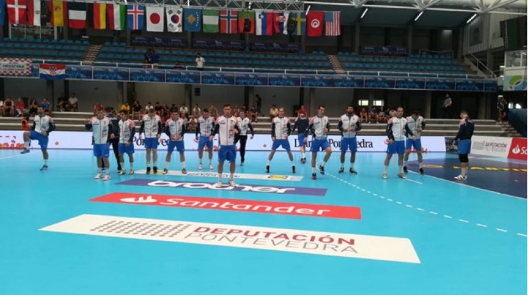Mladi hrvatski rukometaši deklasirali Island za četvrtfinale SP-a