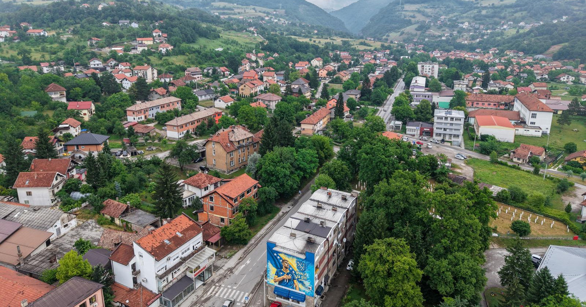 Rejting agencija: Zbog predizbornih povišica raste proračunski deficit u BiH