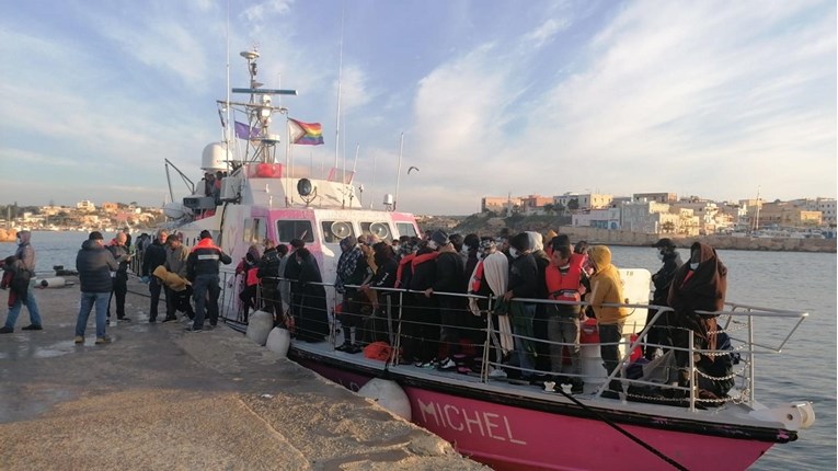 Italija proglasila izvanredno stanje zbog velikog priljeva migranata