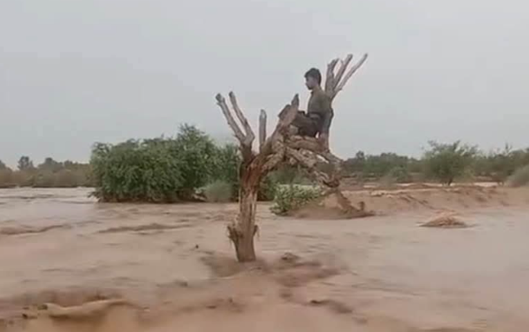 VIDEO Kiša i snijeg izazvali smrtonosne poplave u Afganistanu