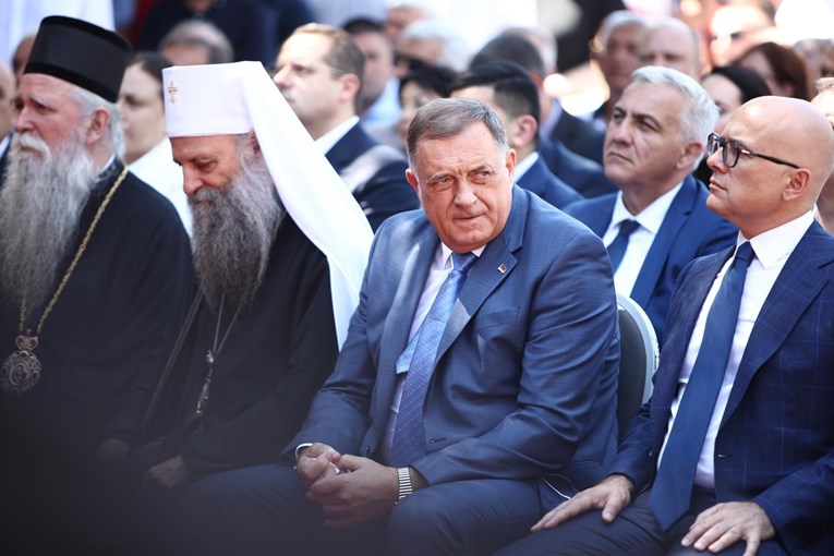 Glupost je da Dodik više nije predsjednik RS-a. Opet se oglasio, zna se što slijedi
