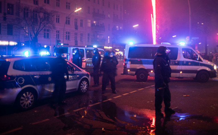 Policija rastjerala dva korona-partyja u Njemačkoj