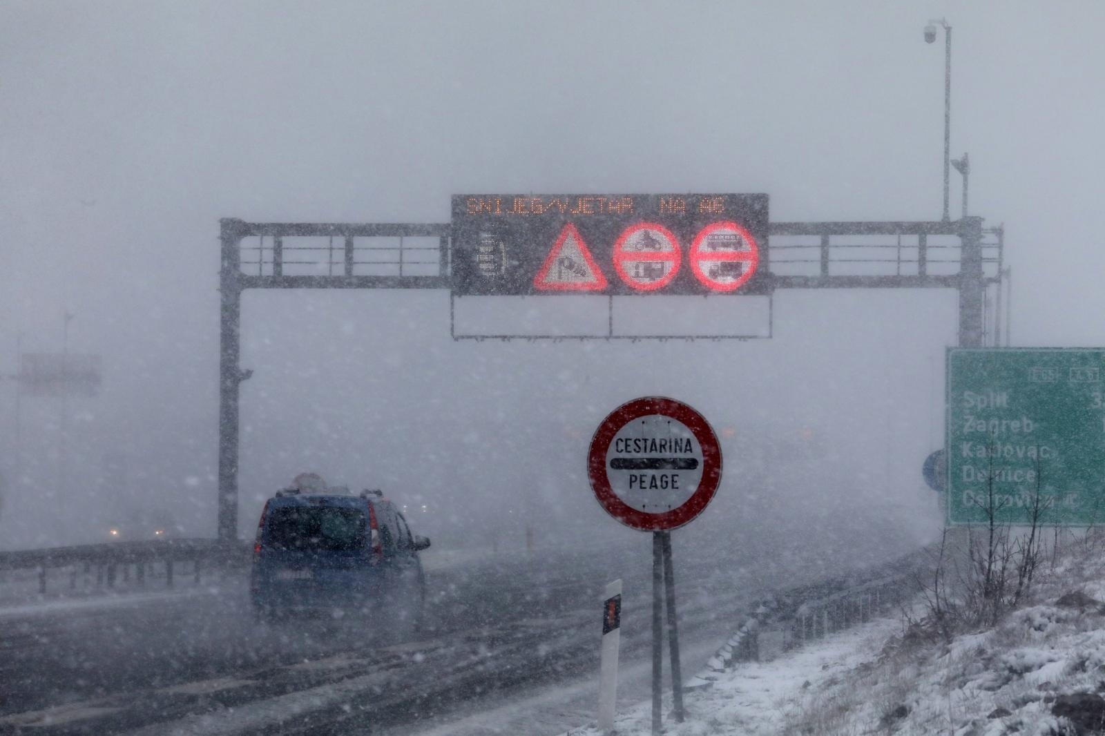 Autocestom se ne može iz unutrašnjosti u Dalmaciju i obrnuto, izdana upozorenja