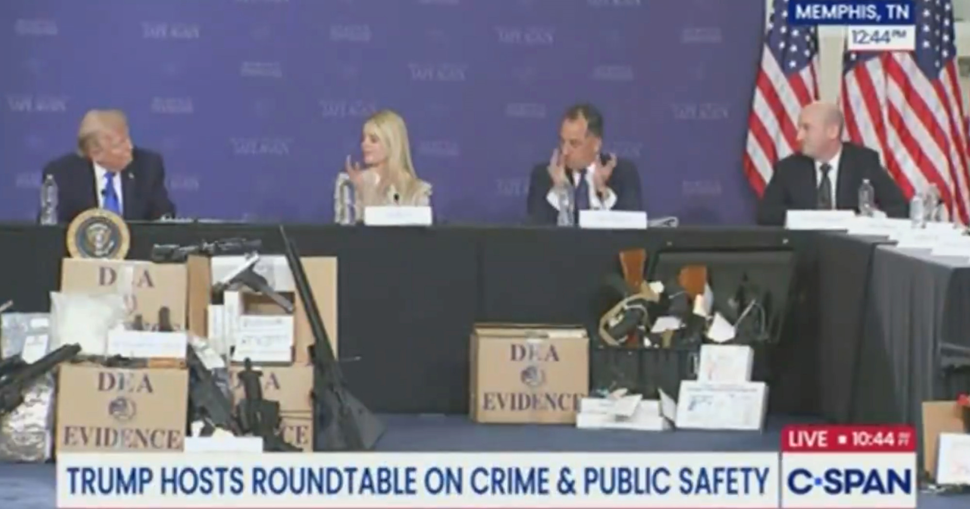 Amerika ili Sjeverna Koreja? Trumpovi ljudi se doslovno natjecali u ulizivanju